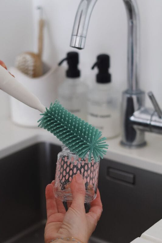 Béaba® silikonska četkica za čišćenje bočica Sage Green - Image 3